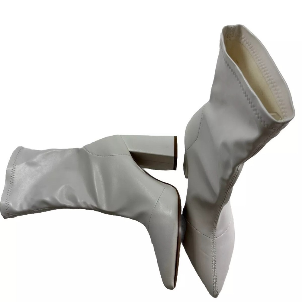 NastyGal White Pointed Toe 4” Heel Boots Socks Size 8.5 EU39